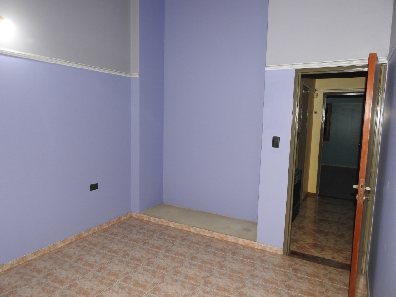VENTA CASA 4 DORMITORIOS Y LOCAL A UNA CUADRA DE DINO RUTA 20 BARRIO SAN FRANCISCO