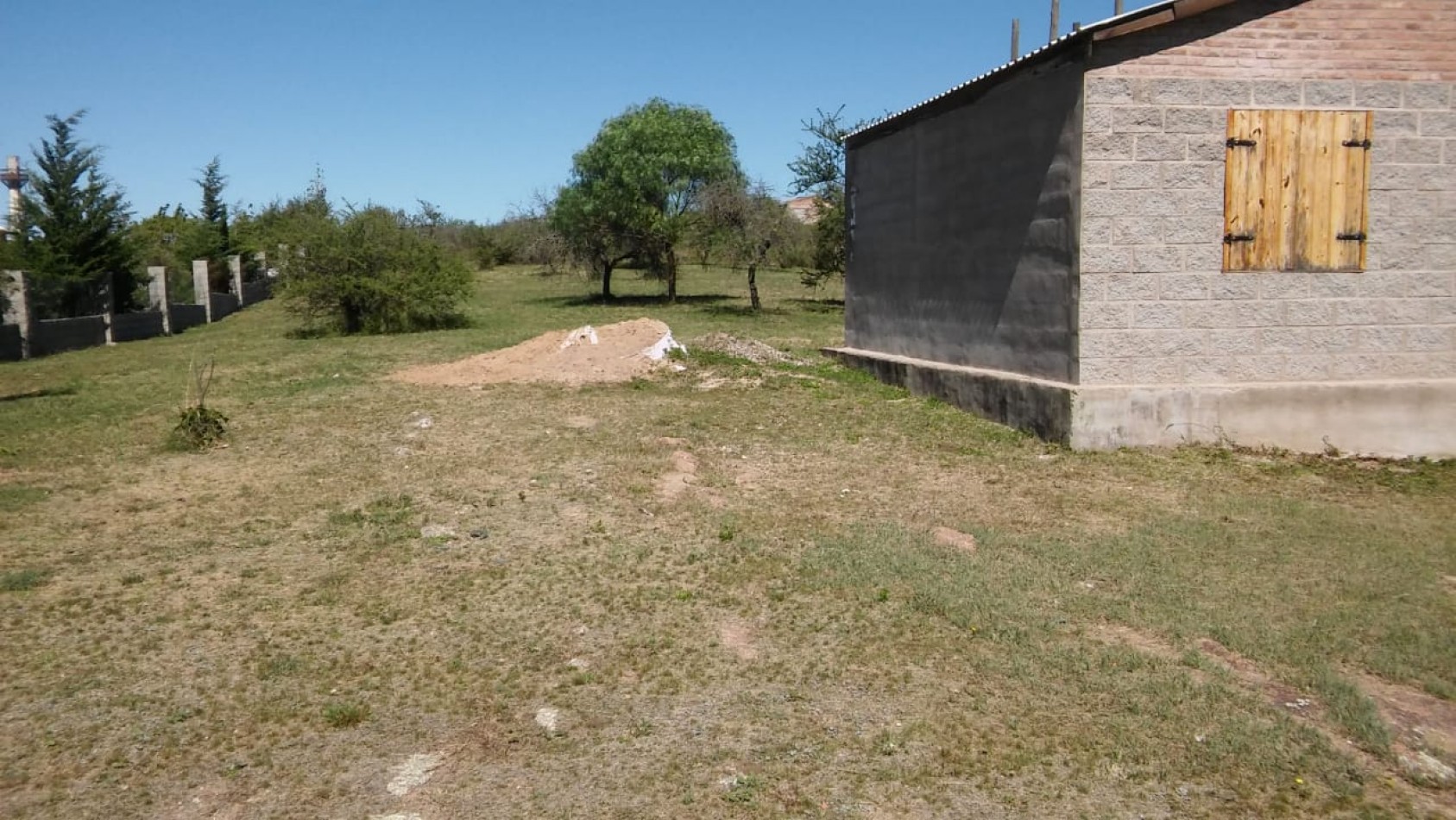 TERRENO 2000 M2 CON CASA DE 2 DORMITORIOS