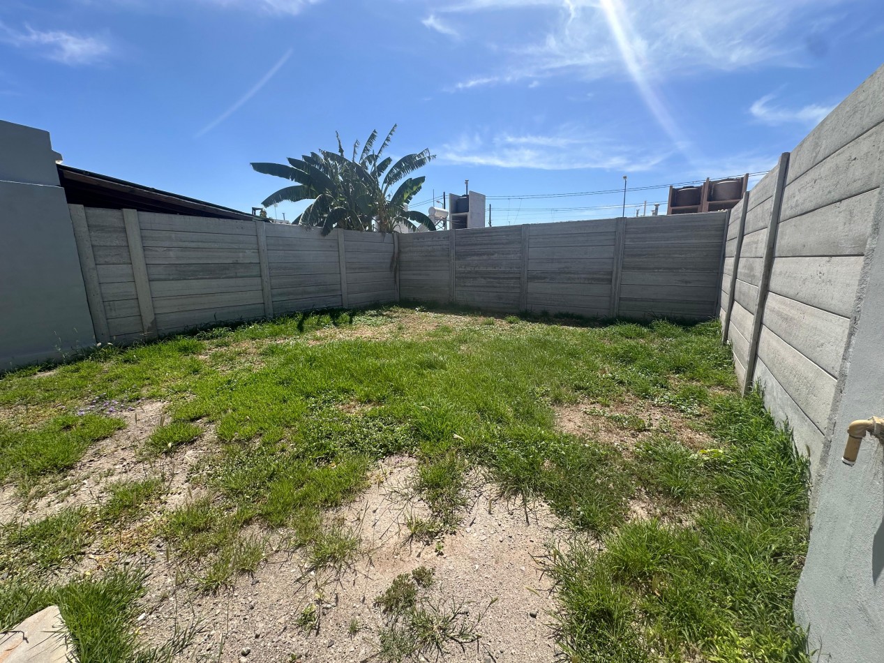 VENTA CASA 1 DORMITORIO EN UNIVERSITARIO HORIZONTE