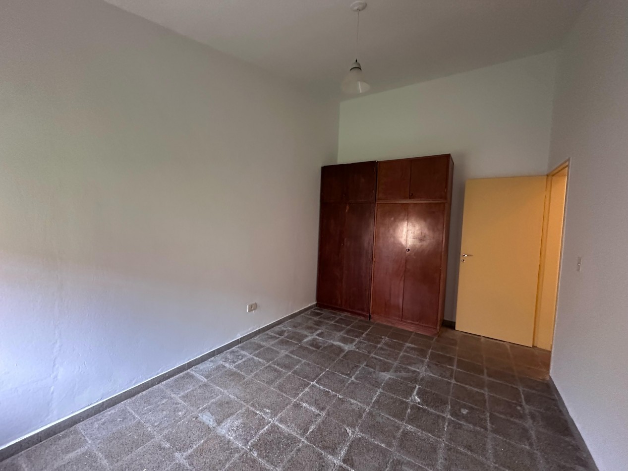 CASA DOS DORMITORIOS EN EL MARQUES DE SOBREMONTE APTA CREDITO CON PLANOS 