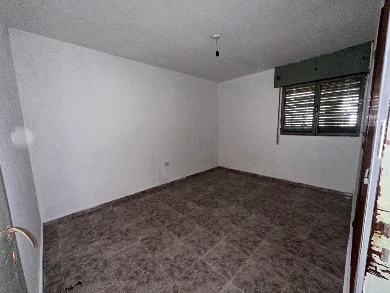 IDEAL INVERSION CASA A REFACCIONAR BARRIO URQUIZA