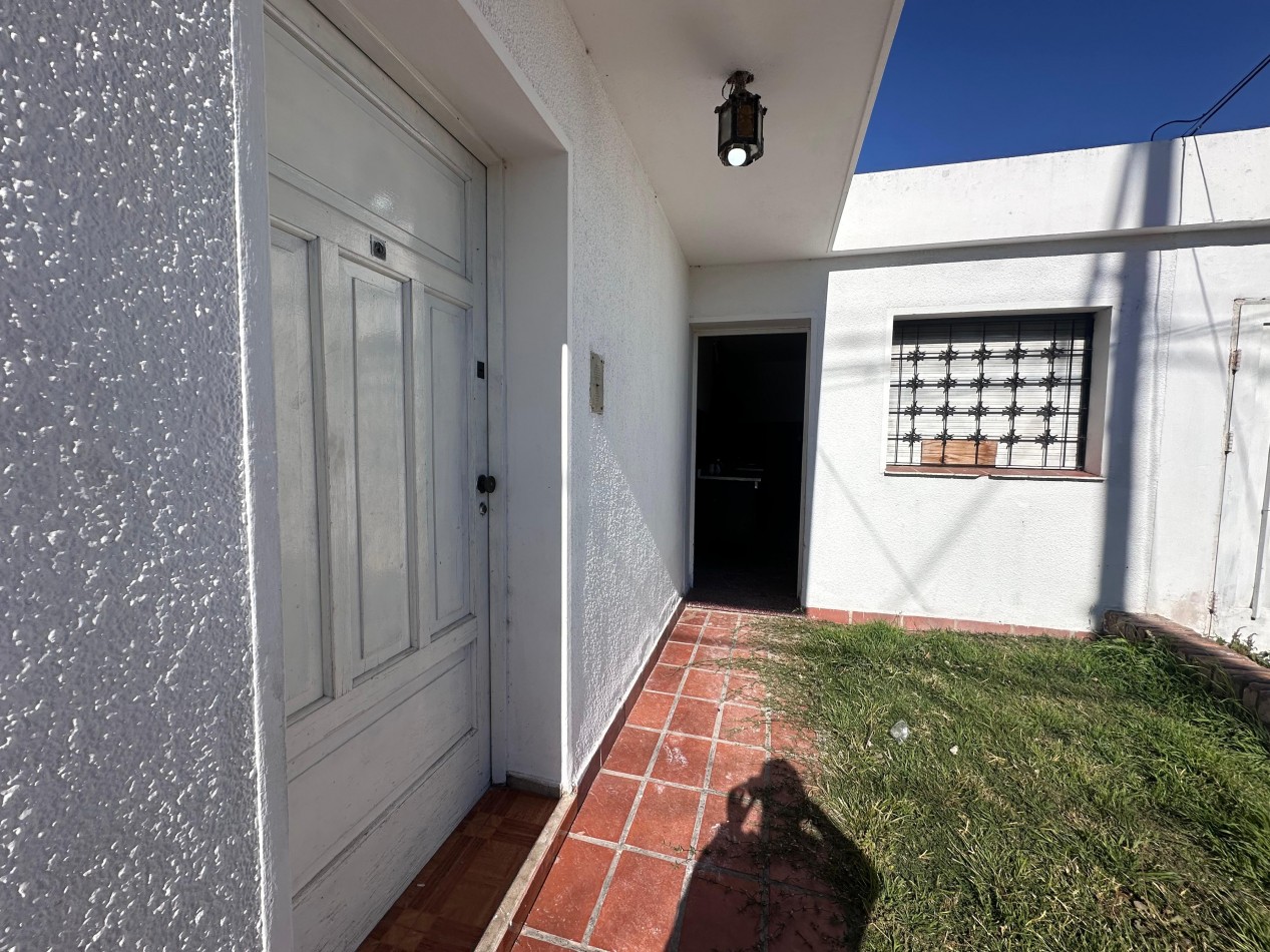 IDEAL INVERSION CASA A REFACCIONAR BARRIO URQUIZA