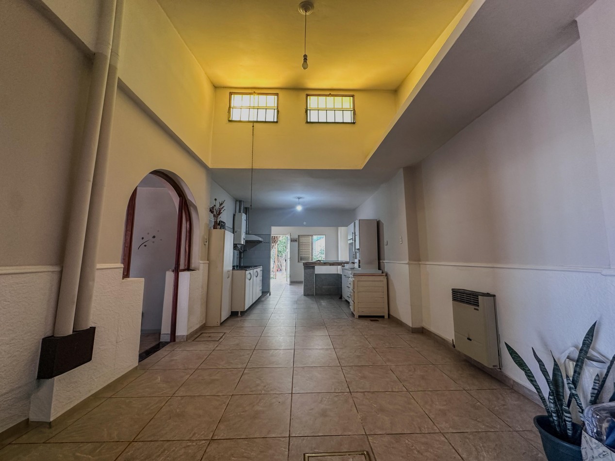 VENTA CASA 3 DORMITORIOS LAS PALMAS - ESCRITURA Y PLANOS 
