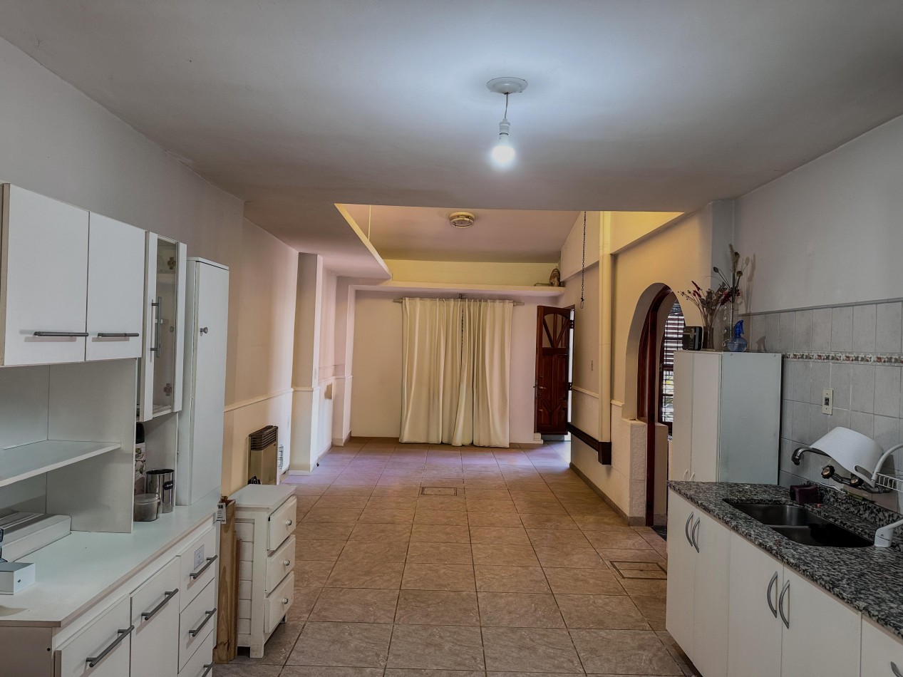 VENTA CASA 3 DORMITORIOS LAS PALMAS - ESCRITURA Y PLANOS 