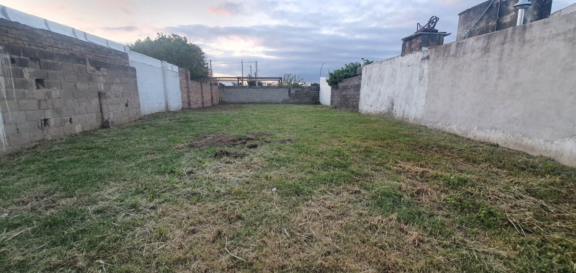 VENTA TERRENO BARRIO LAS PALMAS 