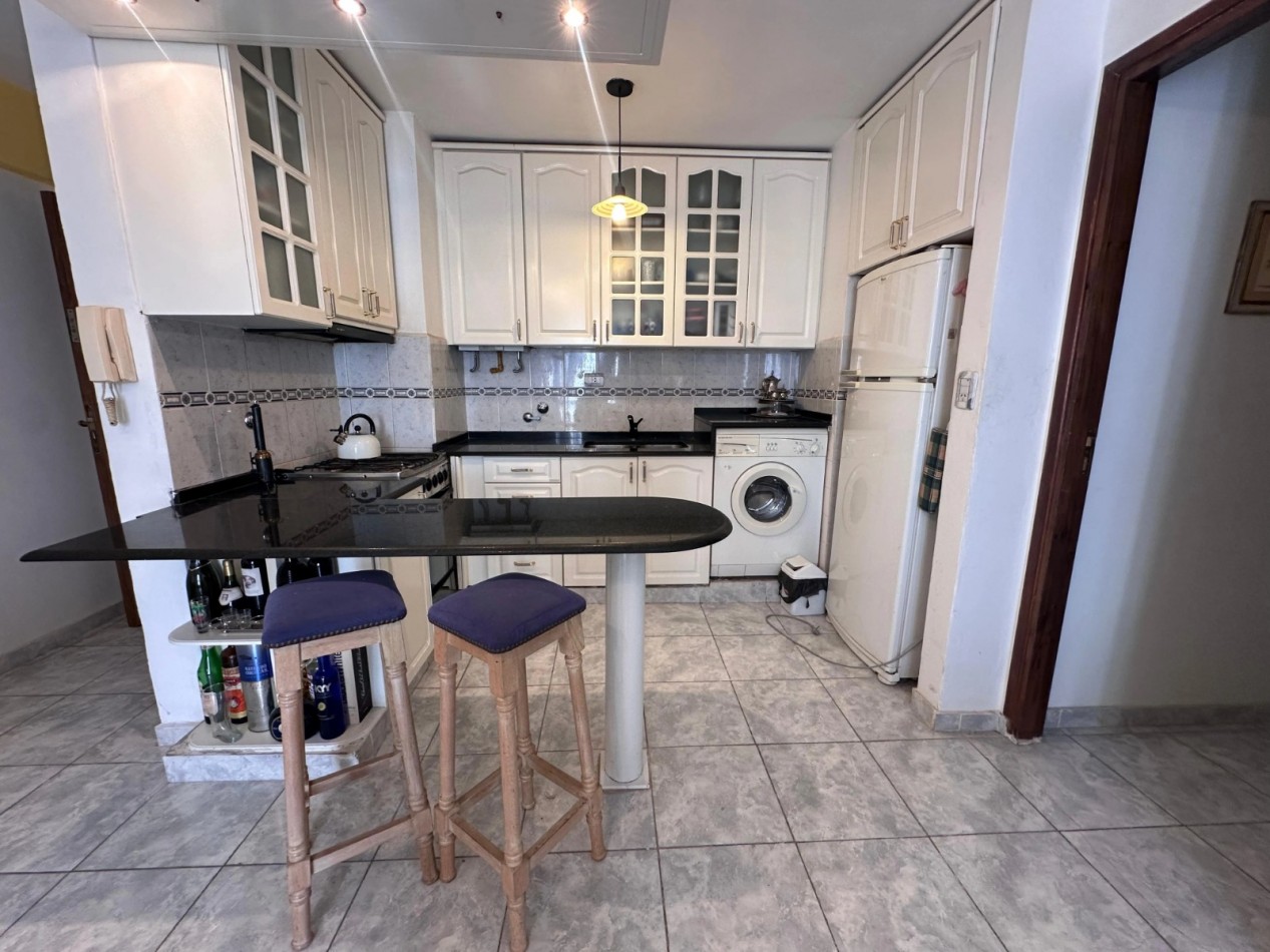 VENTA DEPARTAMENTO 2 DORMITORIOS CON COCHERA / ALTO ALBERDI / APTO CREDITO!