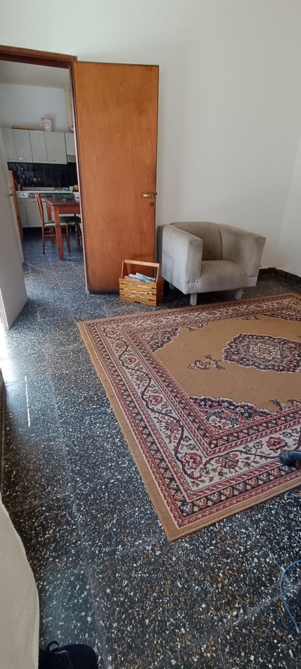 VENTA CASA 2 DORMITORIOS / B° TALLERES