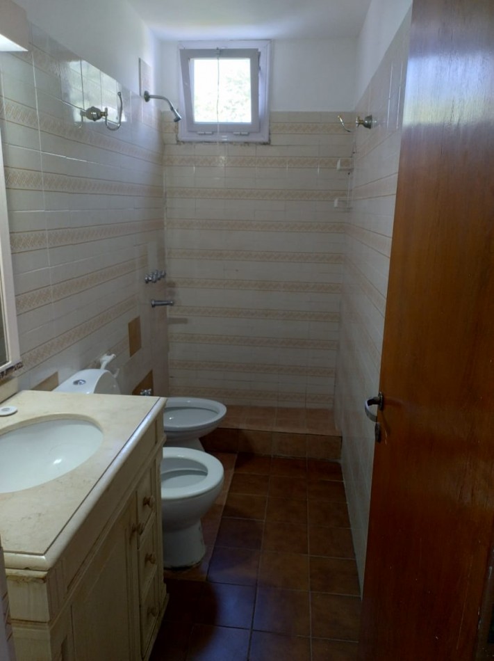 ALQUILA DPTO 1 DORMITORIO CON COCHERA / ARCOS DEL CERRO