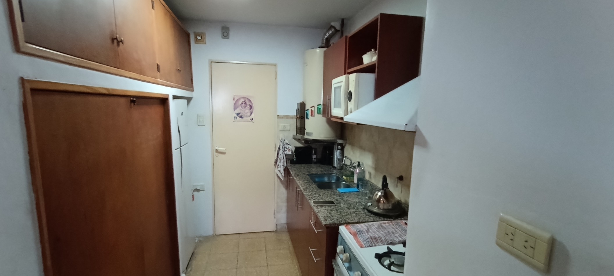 SE VENDE CASA 3 DORMITORIOS - ALTOS SAN MARTIN - A 3 CUADRAS DEL SHOPPING !!