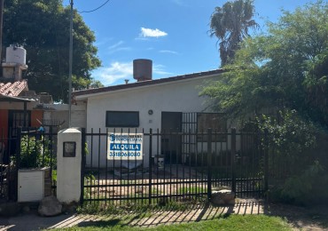 ALQUILA CASA 2 DORMI BARRIO V.I.C.O.R